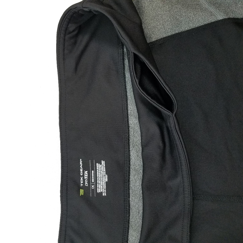 Tek Gear - Picture 3 of 7